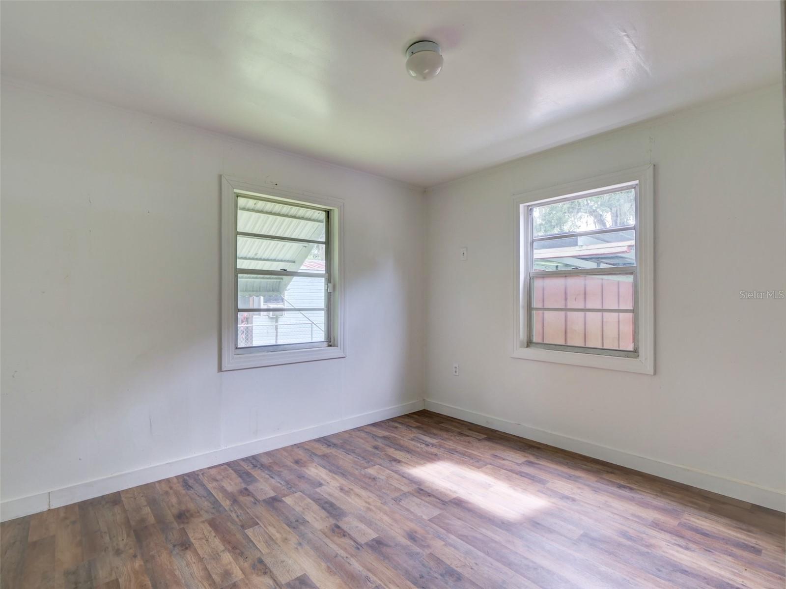 813 NW 5th Street, Webster, FL 33597