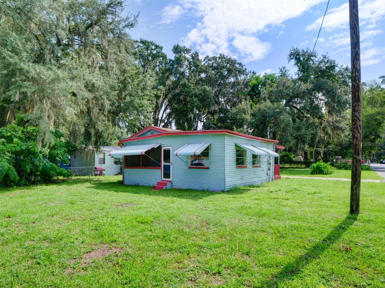 813 NW 5th Street, Webster, FL 33597