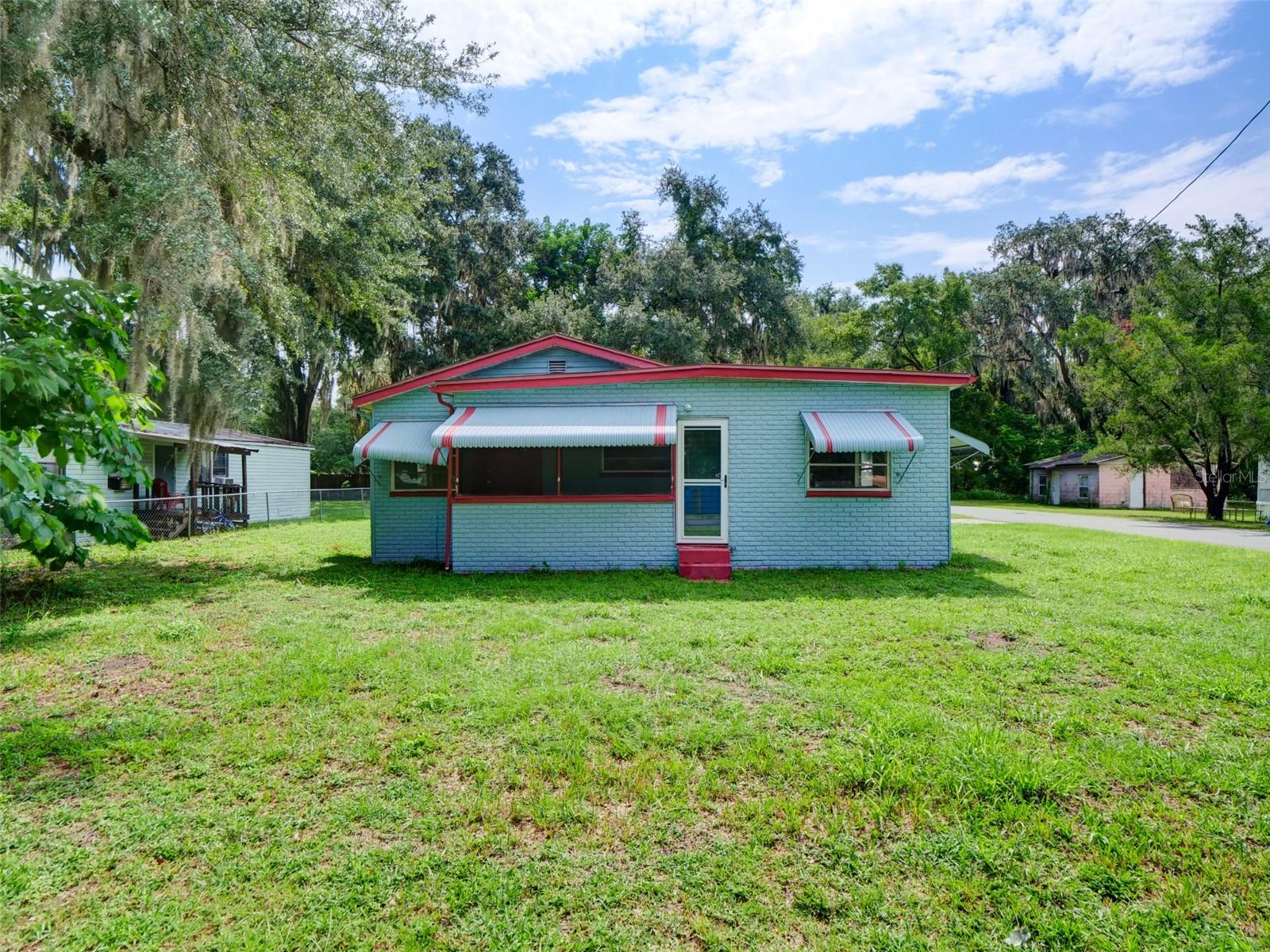 813 NW 5th Street, Webster, FL 33597