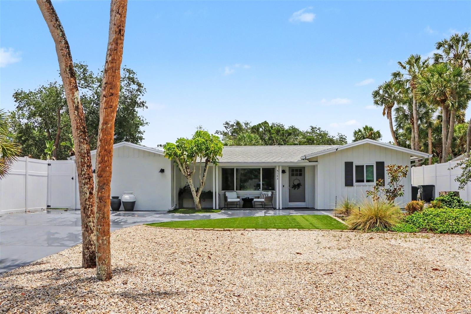 5143 Sandy Beach, Sarasota, FL 34242