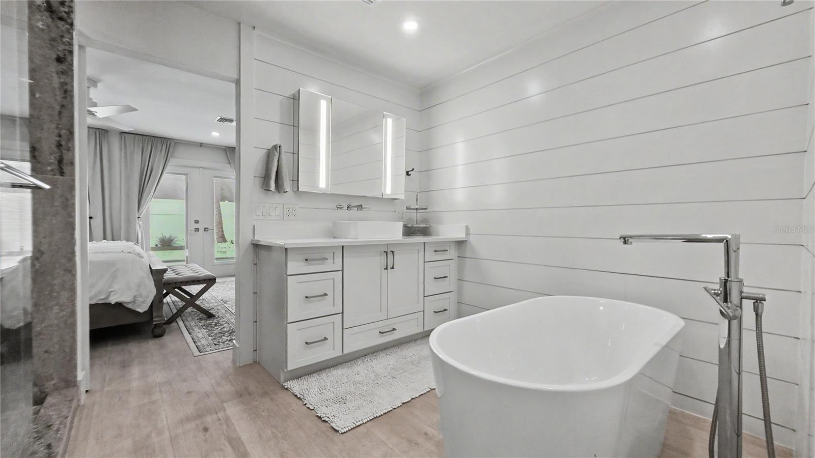 5143 Sandy Beach, Sarasota, FL 34242