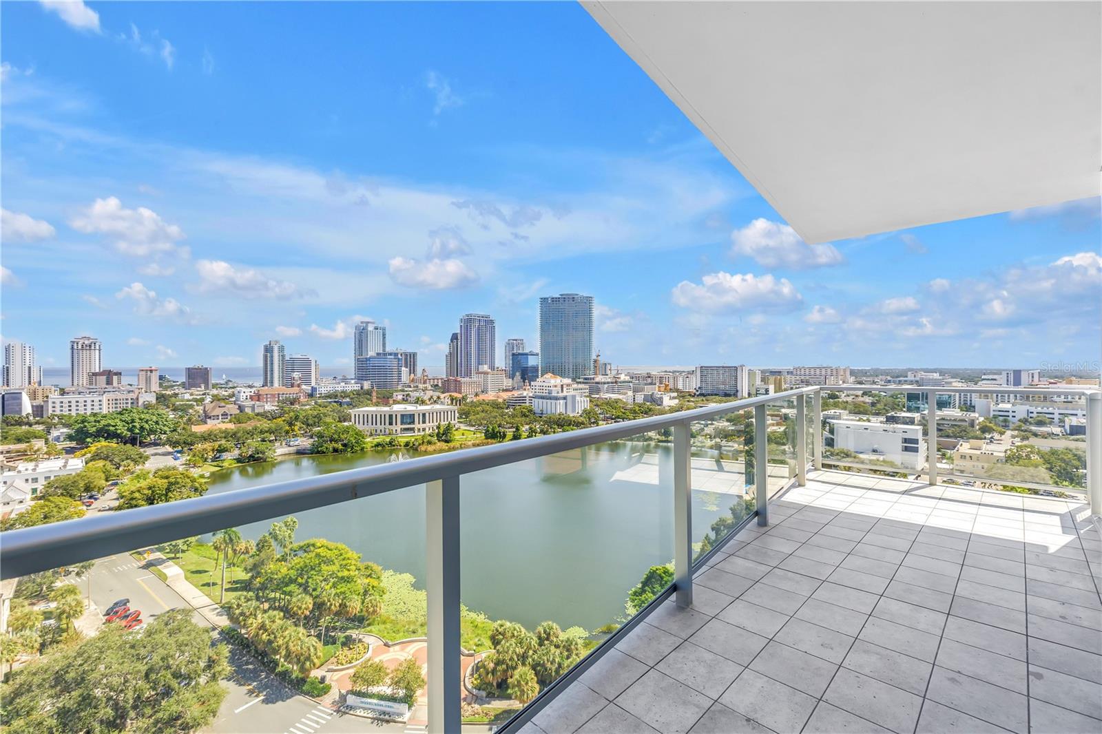 777 3rd Unit 1605, St Petersburg, FL 33701