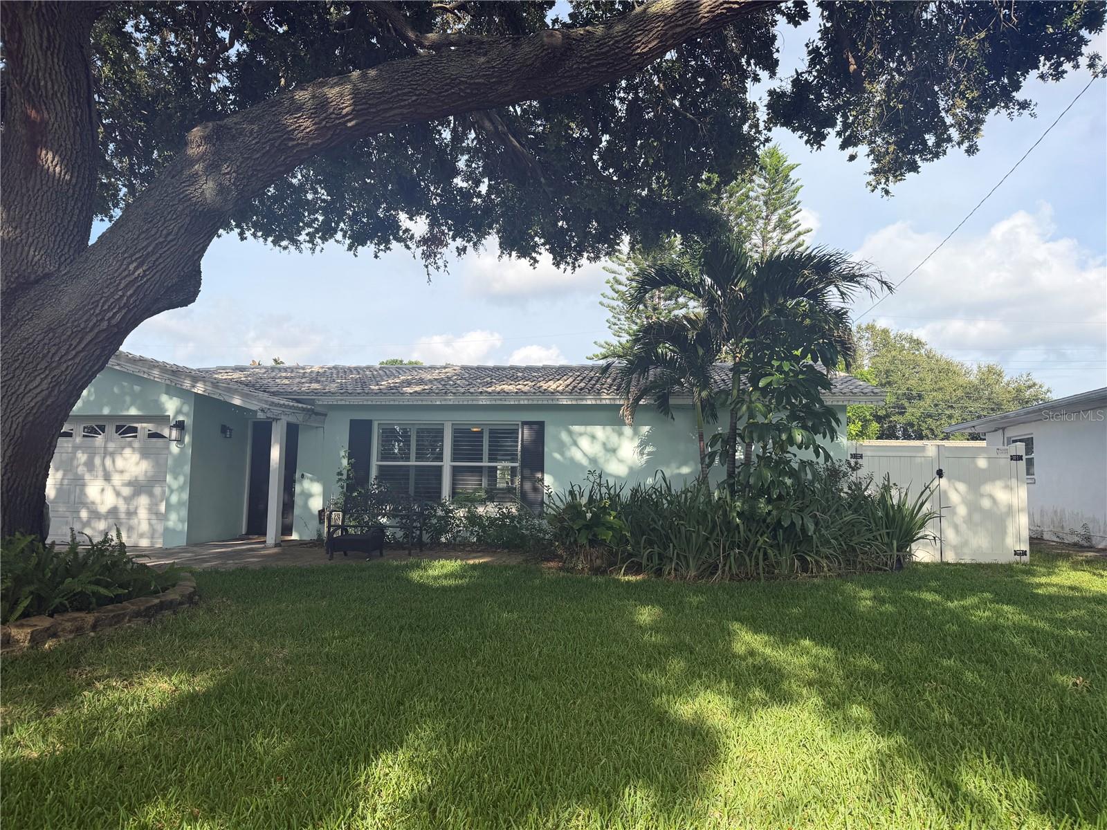 704 23rd, Largo, FL 33770