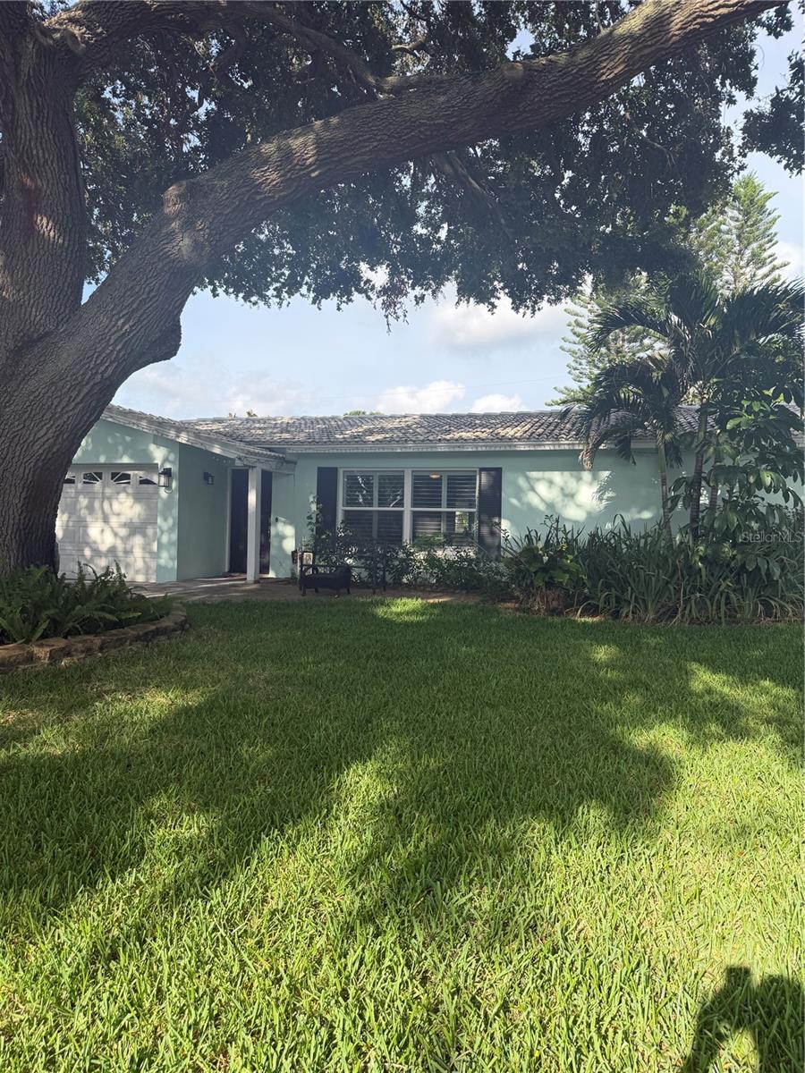 704 23rd, Largo, FL 33770