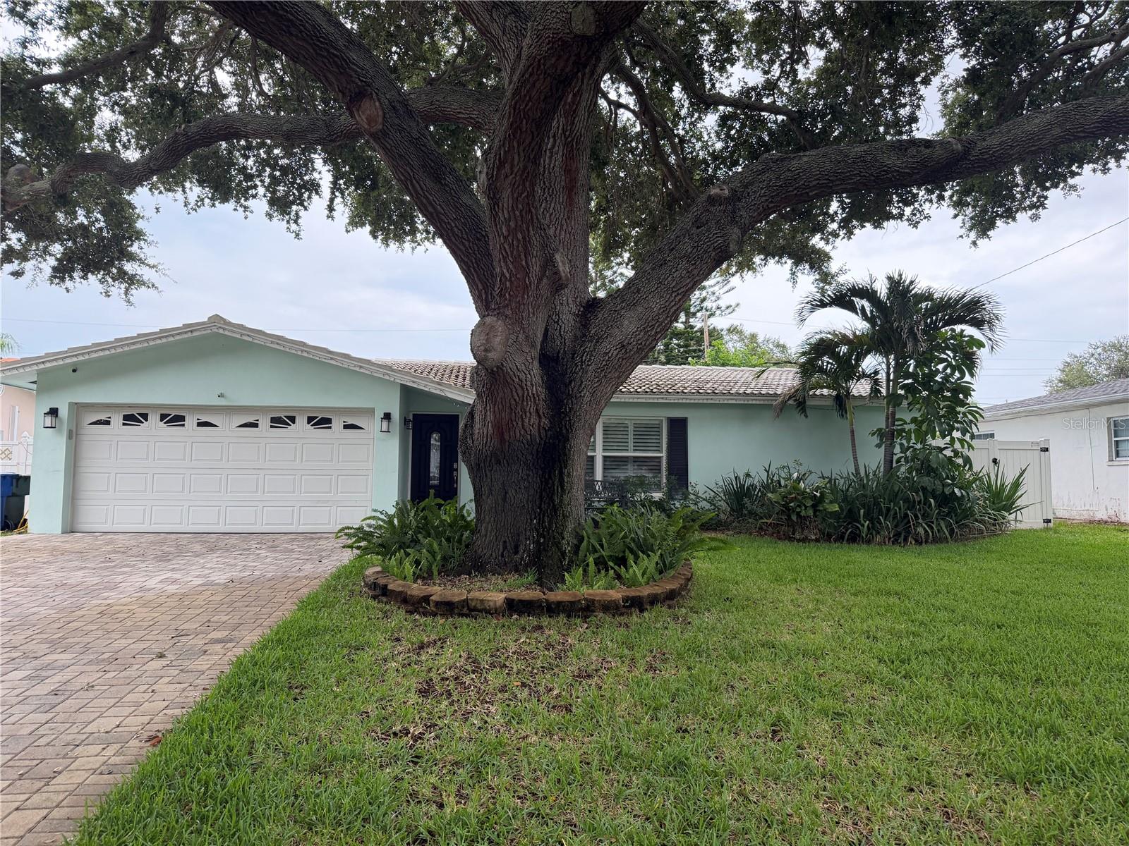 704 23rd, Largo, FL 33770