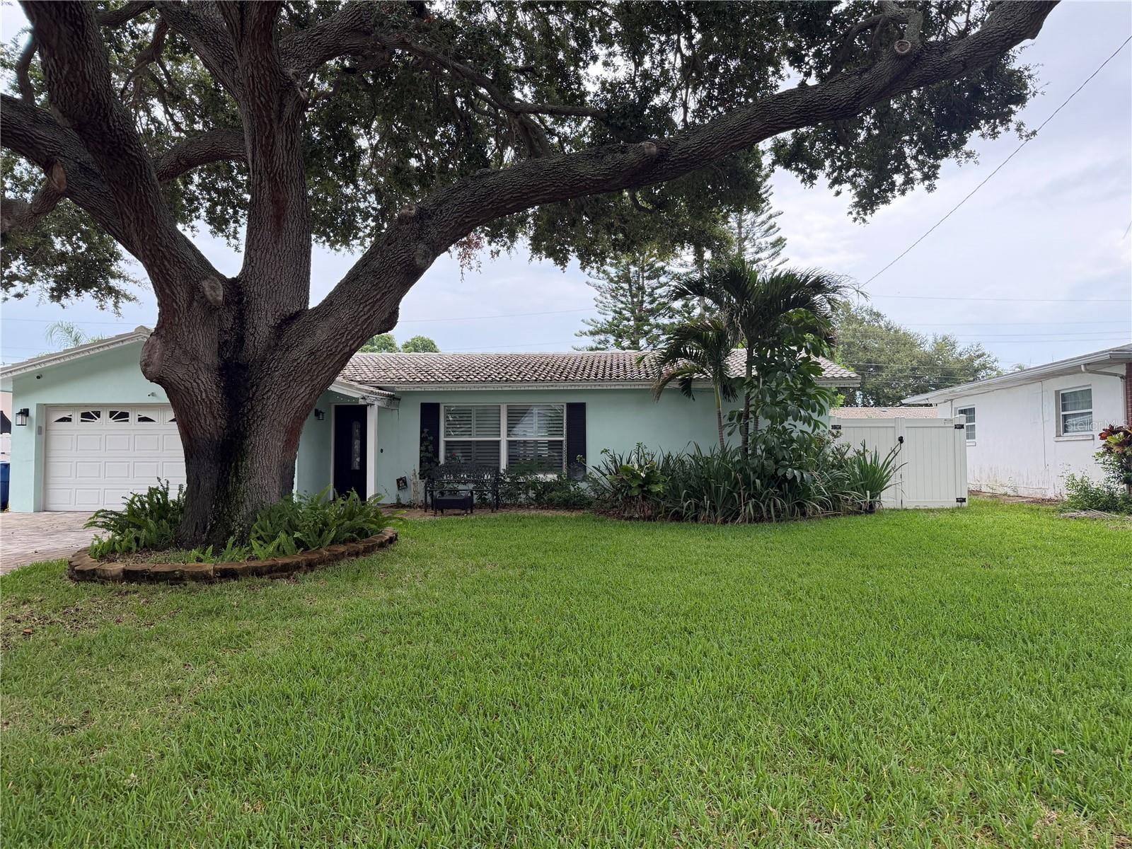 704 23rd, Largo, FL 33770