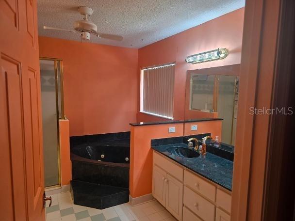 8 Sutton Ct, Palm Coast, FL 32164