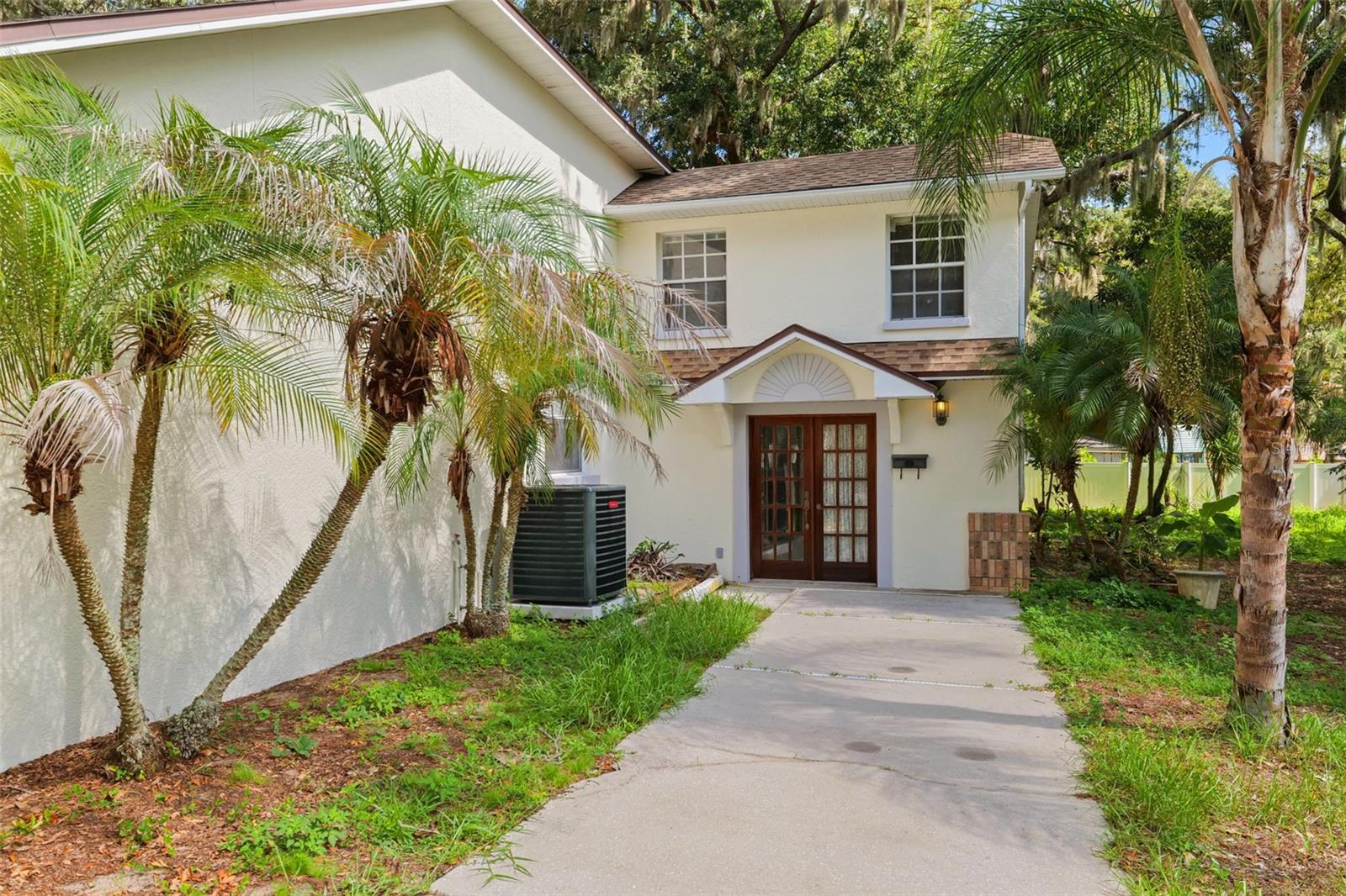 2770 Buckhorn Oaks, Valrico, FL 33594