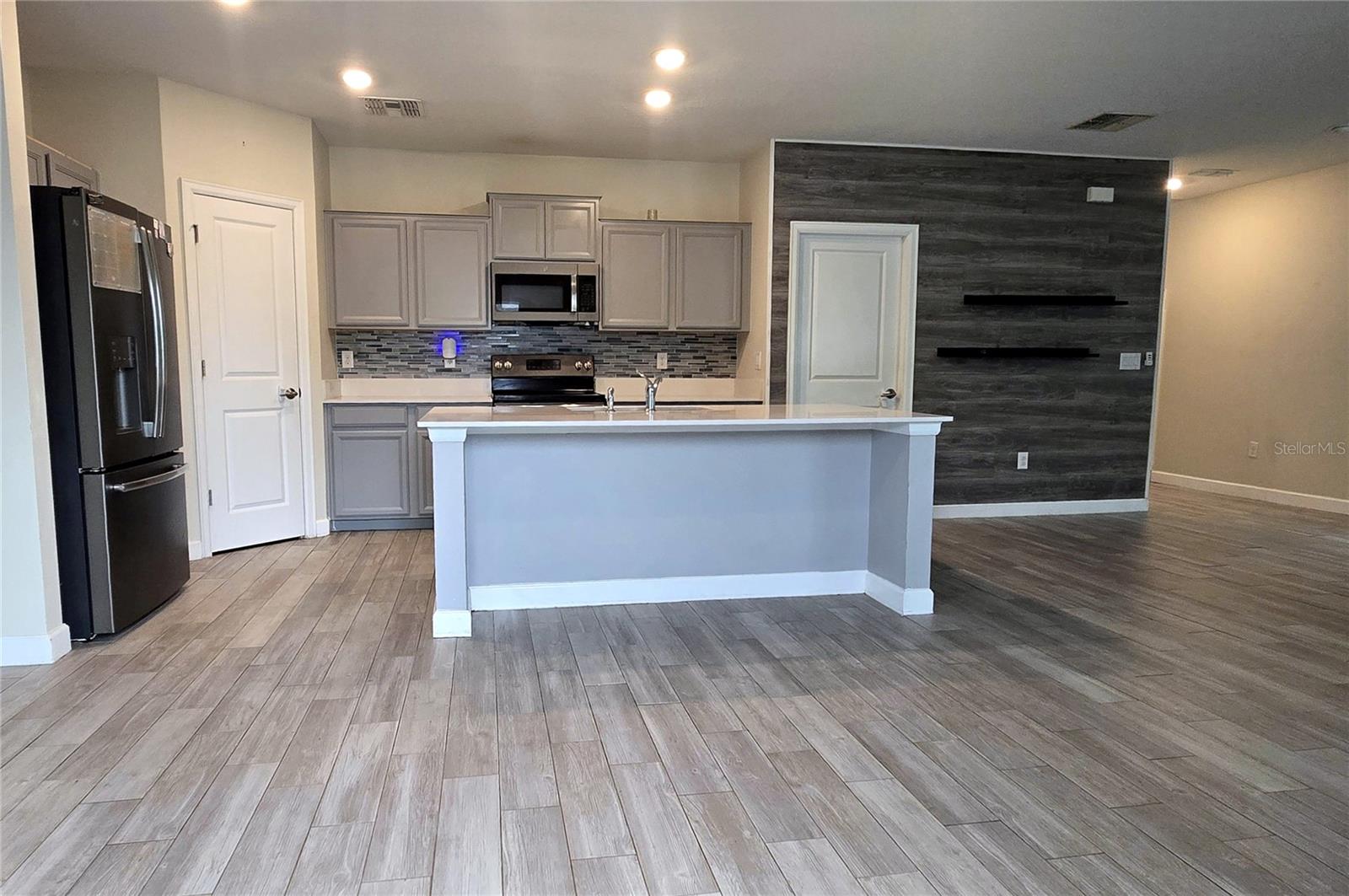 1411 Woodlark, Haines City, FL 33844