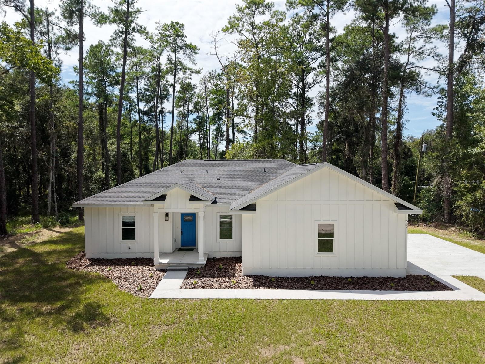 832 5th, Micanopy, FL 32667