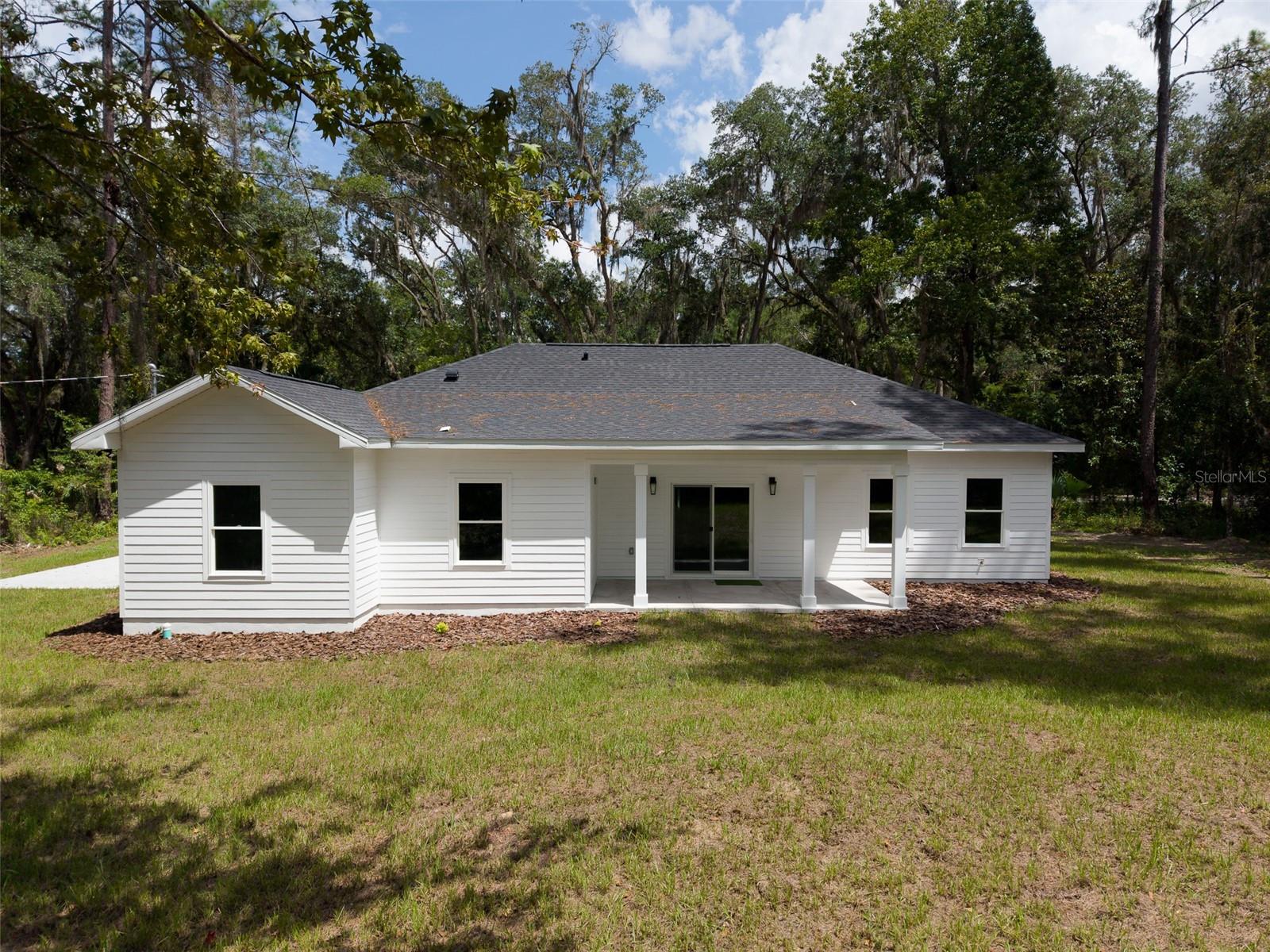 832 5th, Micanopy, FL 32667