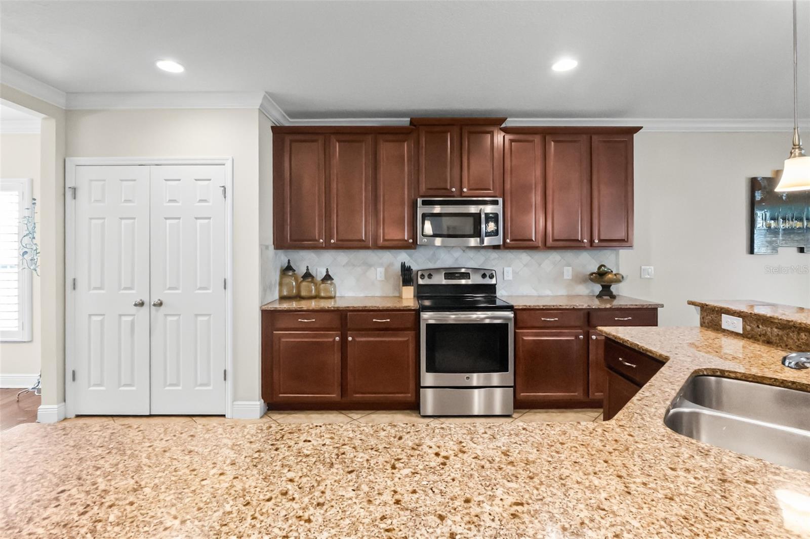 301 Sparrow Hawk, Groveland, FL 34736