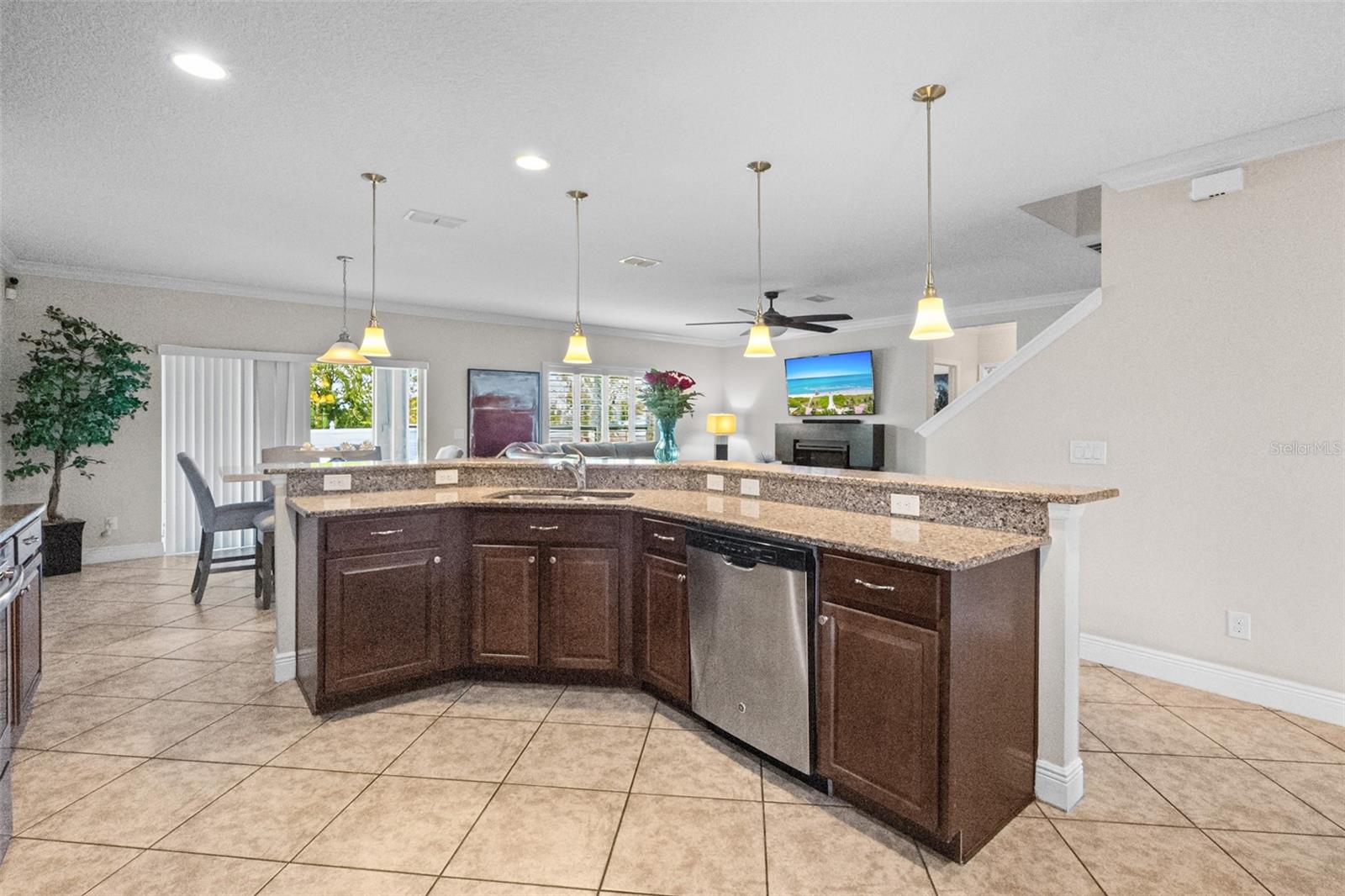 301 Sparrow Hawk, Groveland, FL 34736