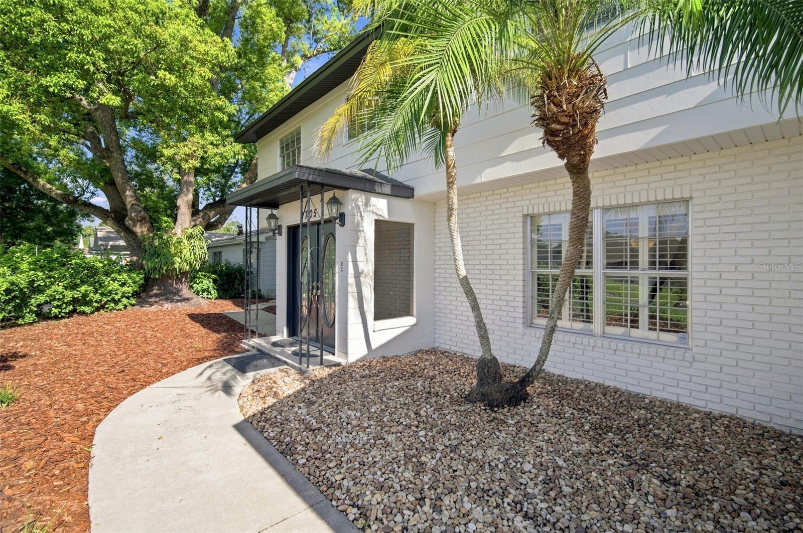 2705 Silver Lake, Tampa, FL 33614
