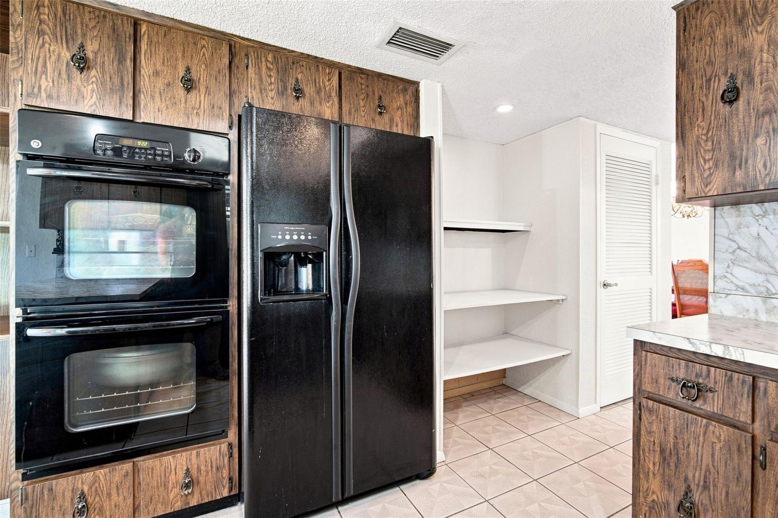 2705 Silver Lake, Tampa, FL 33614