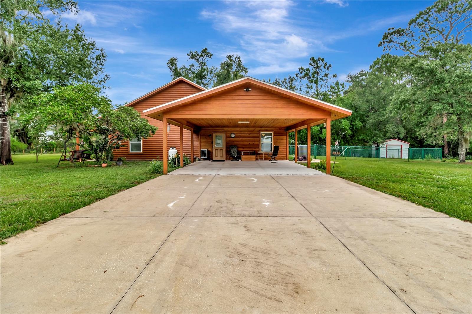 7427 Redwing, Groveland, FL 34736