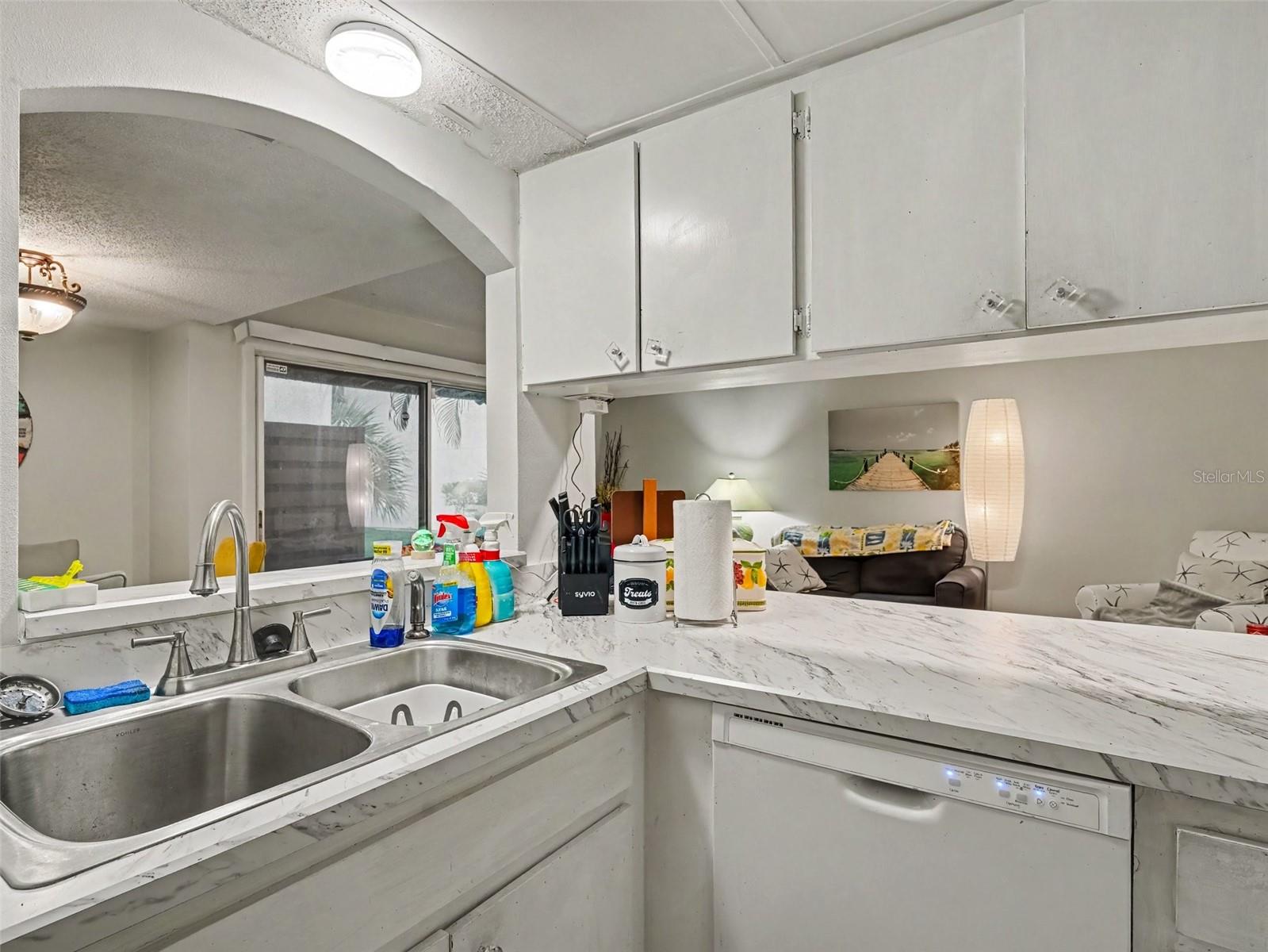 908 Byron Unit 6, Sarasota, FL 34243