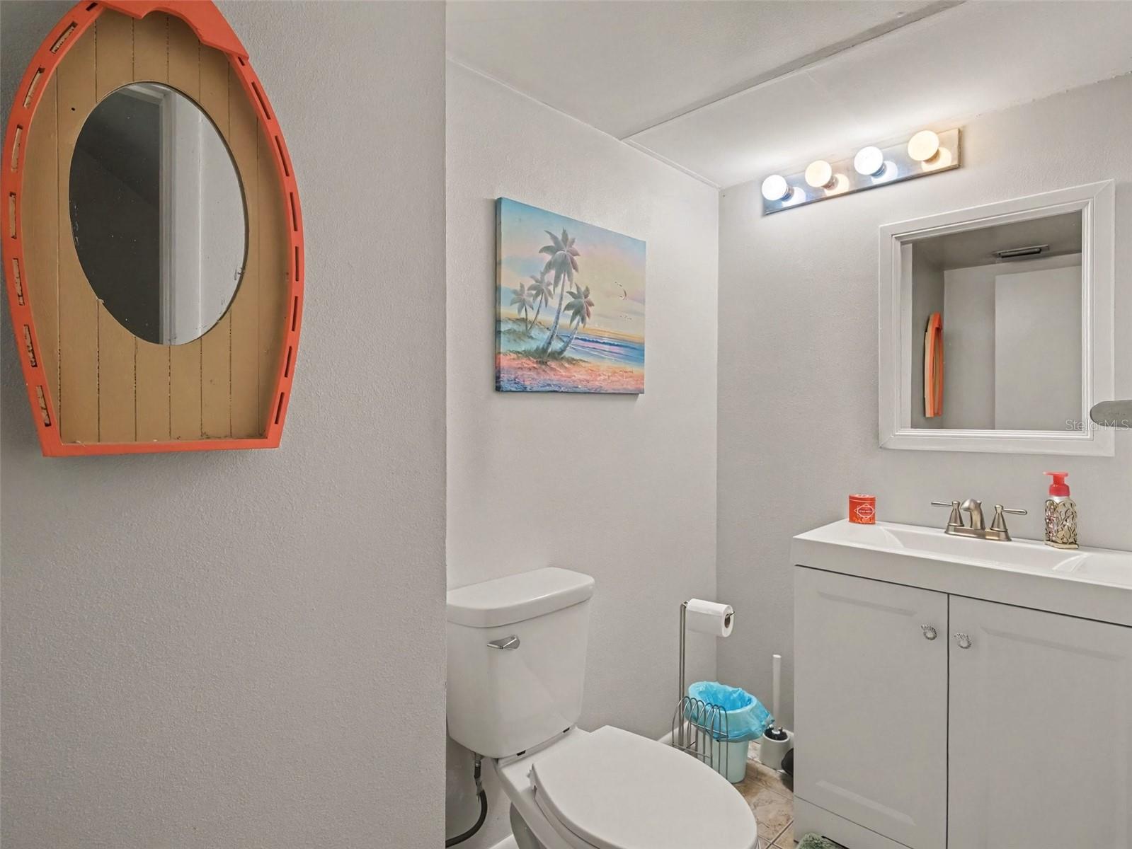 908 Byron Unit 6, Sarasota, FL 34243