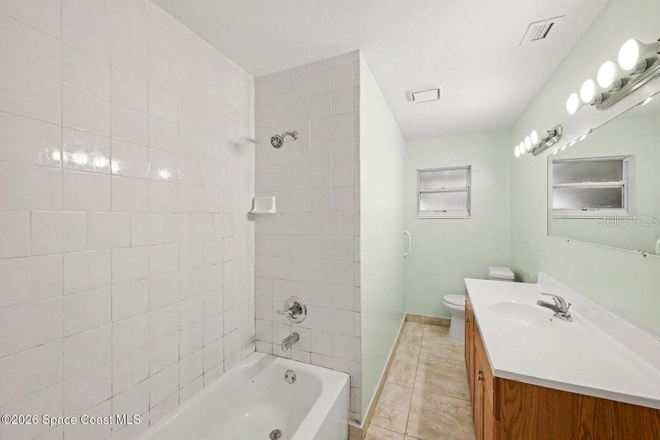 2292 Lakeview, Melbourne, FL 32935