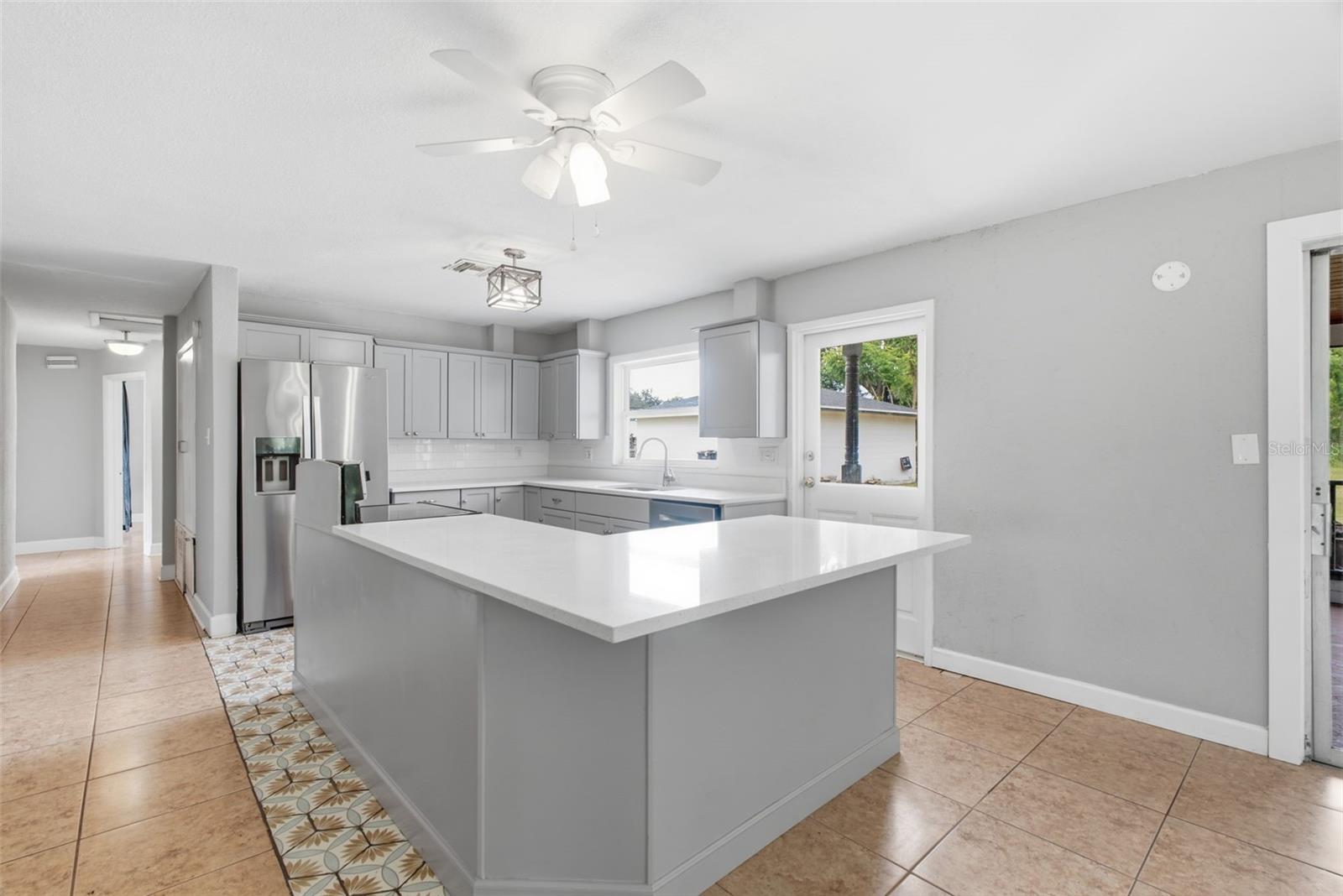 625 Limona, Brandon, FL 33510
