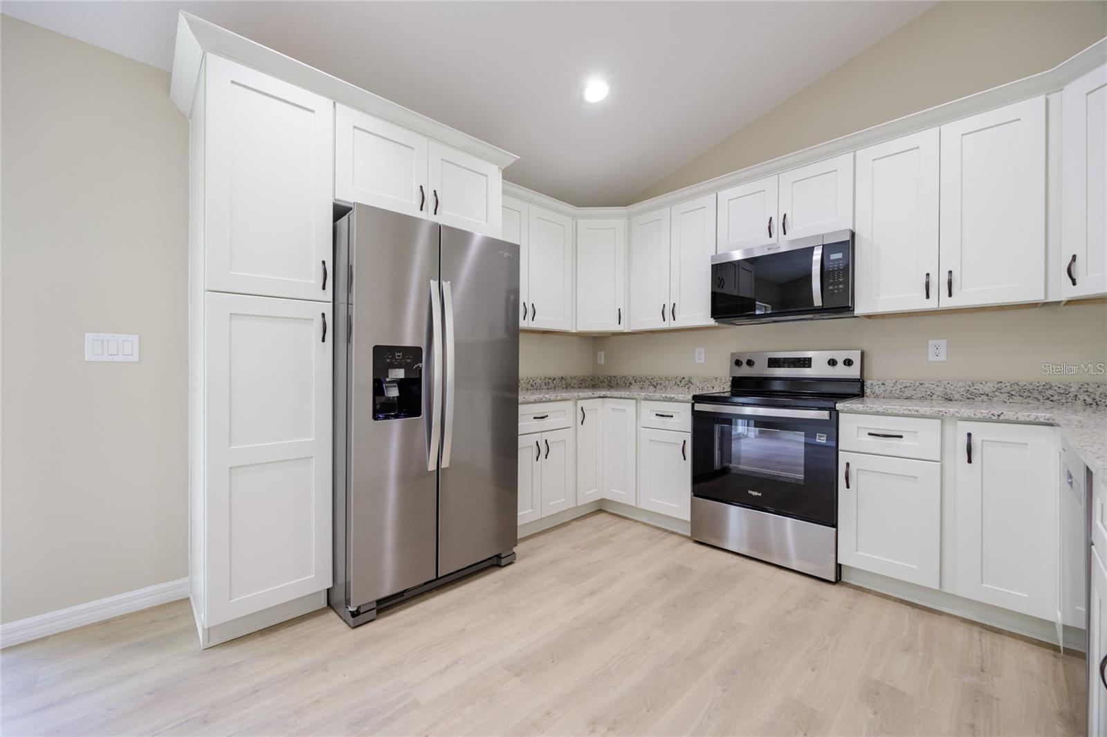 15241 Country Club, Williston, FL 32696