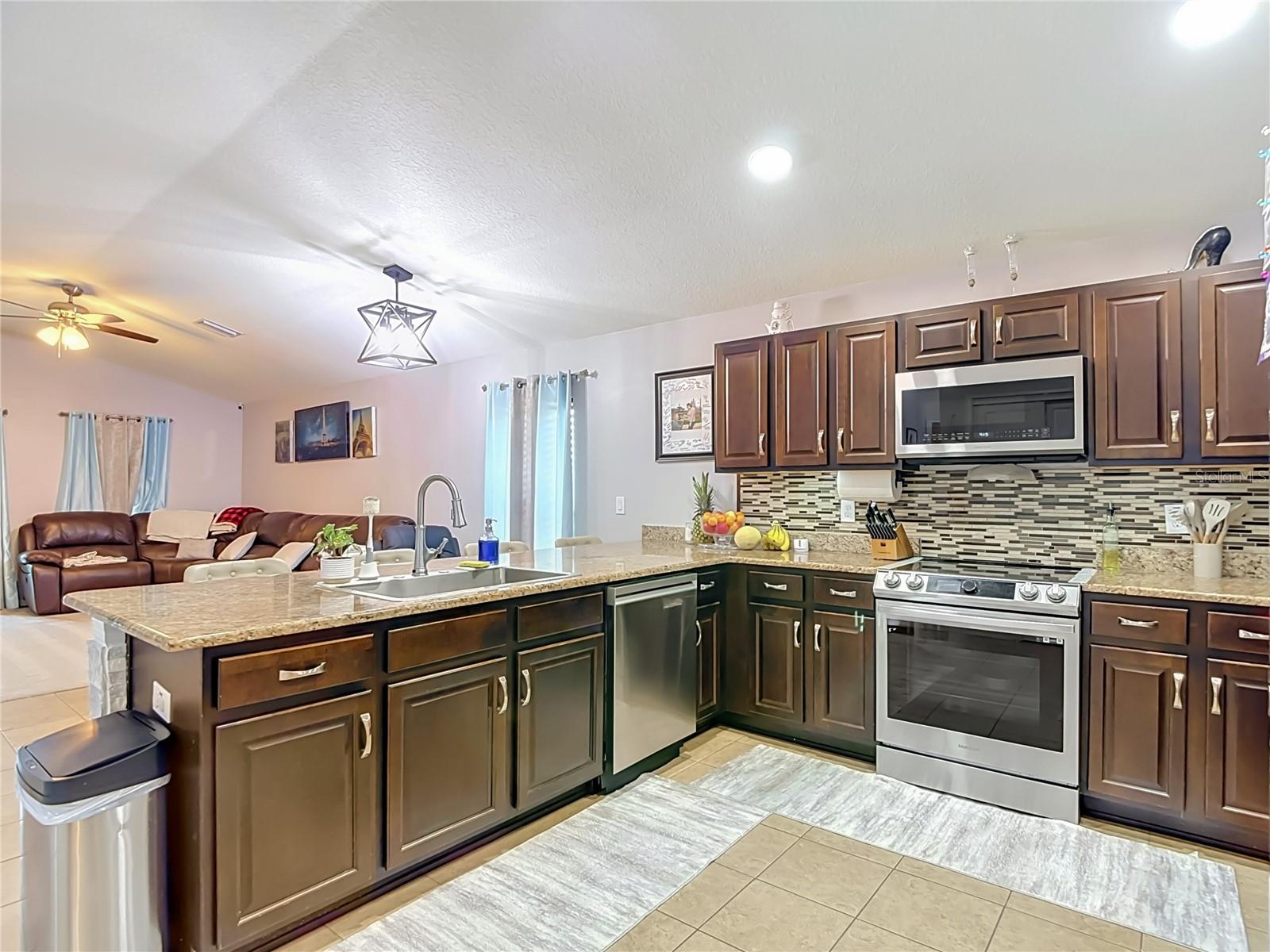 6328 Sparkling, Wesley Chapel, FL 33545
