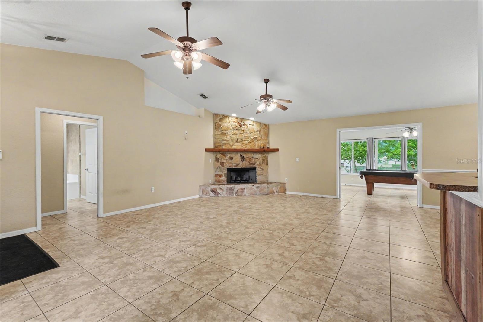 4618 Reola, Dover, FL 33527