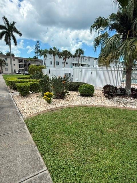 2223 Sunset Unit E24, Bradenton, FL 34207