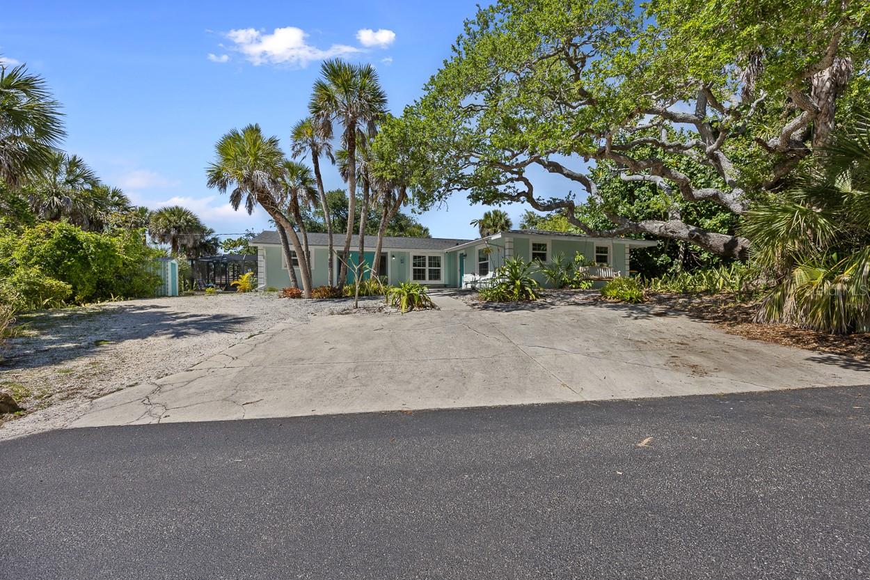 4055 Bay Oaks, Englewood, FL 34223