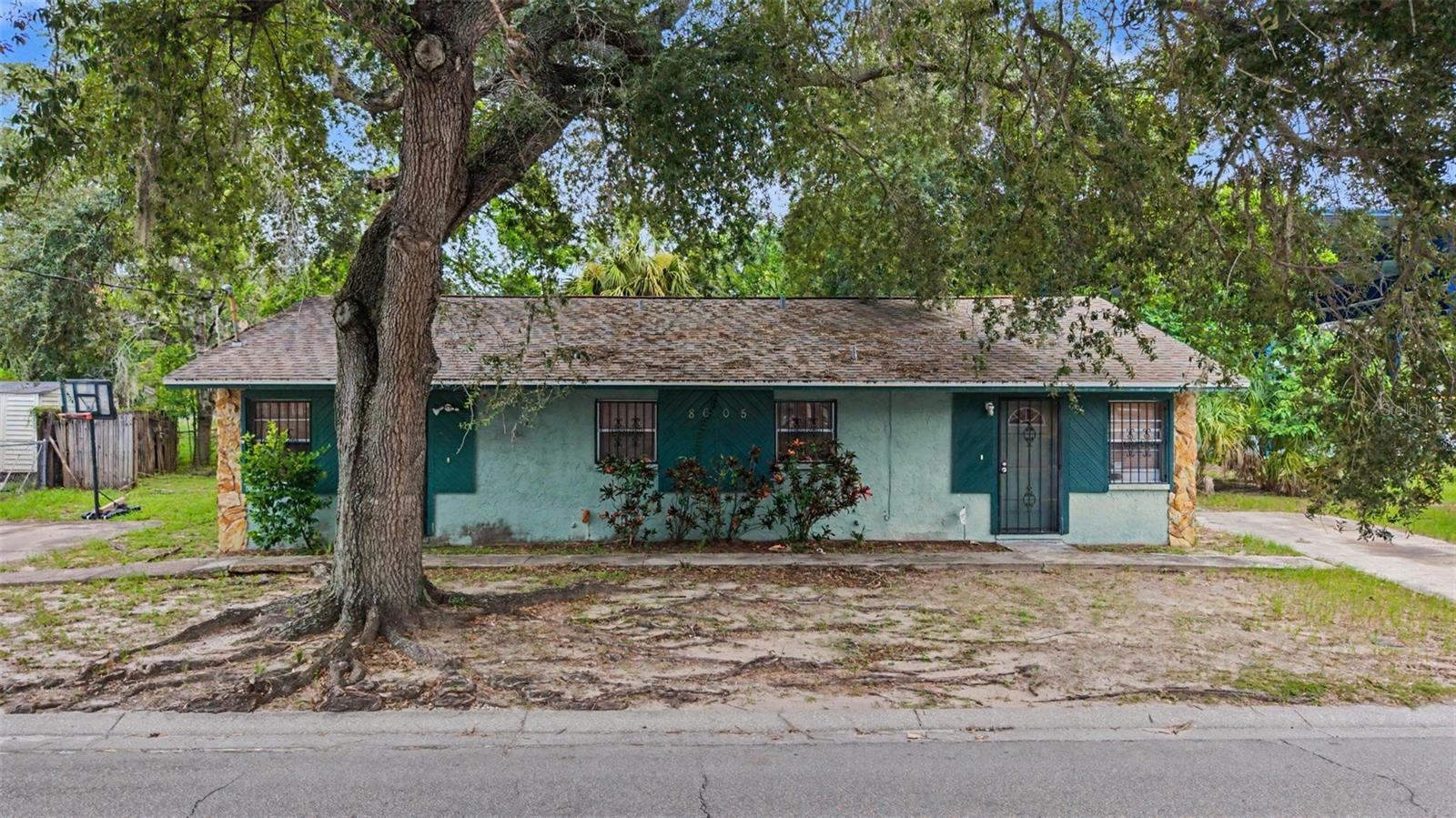 8605 12th, Tampa, FL 33604