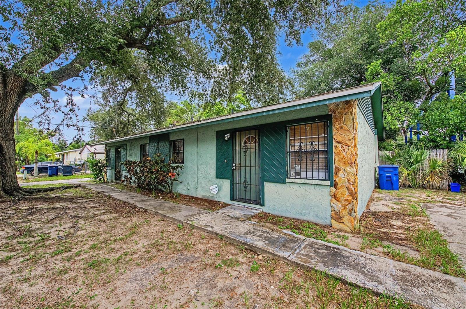 8605 12th, Tampa, FL 33604