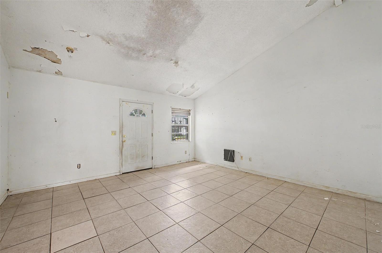 8605 12th, Tampa, FL 33604