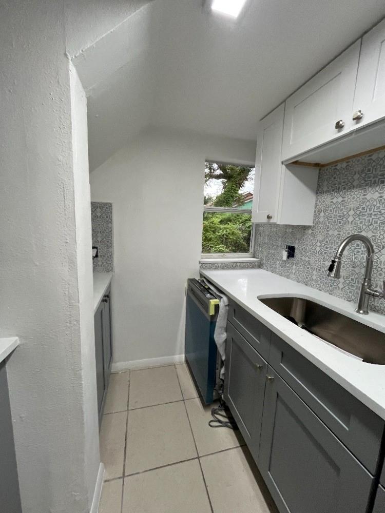 915 Seminole, Clearwater, FL 33755