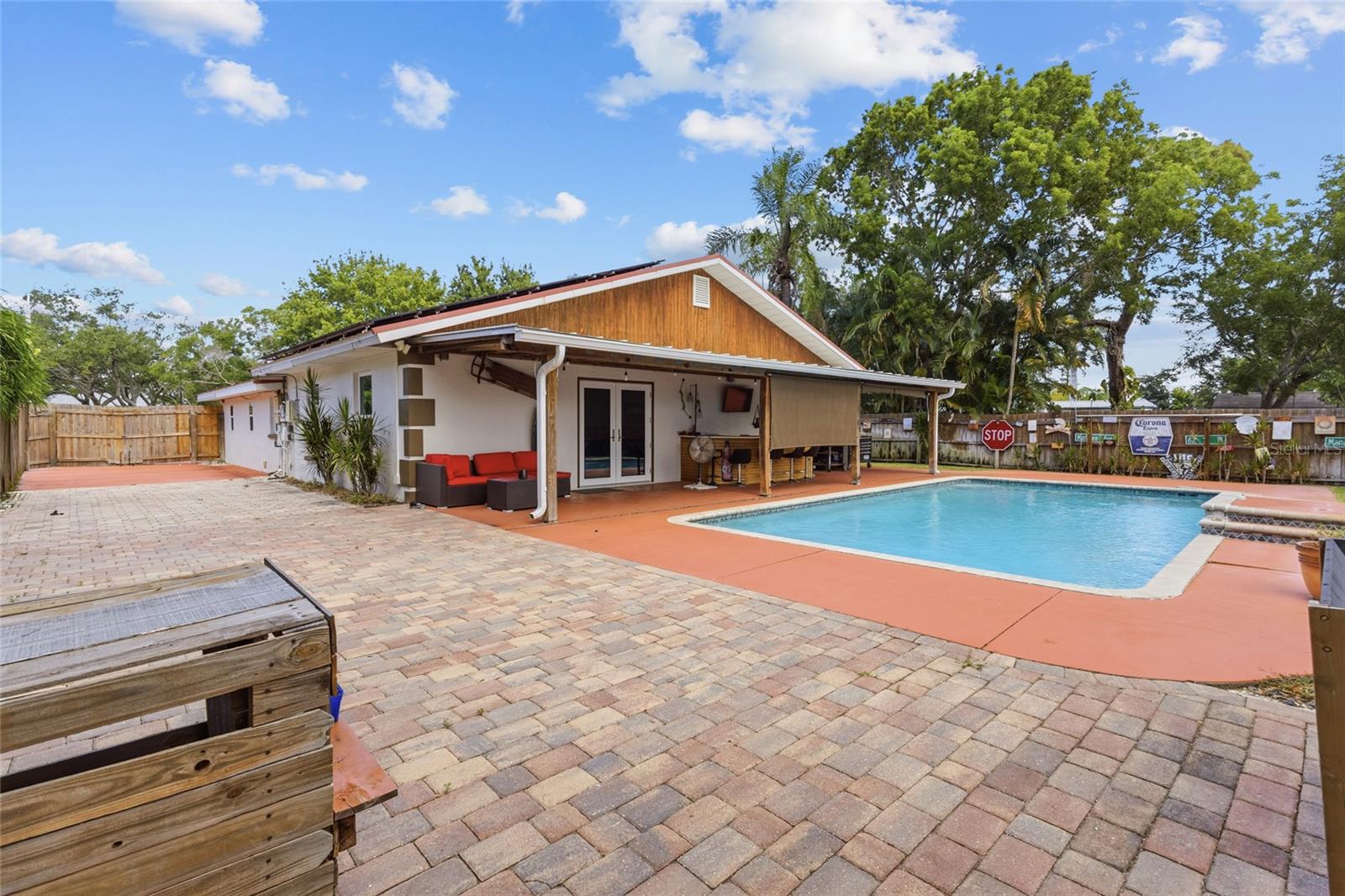 311 62nd, Bradenton, FL 34209