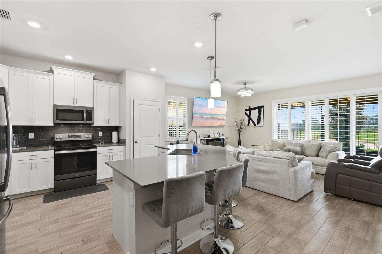 1077 Downswing Pl, Davenport, FL 33896