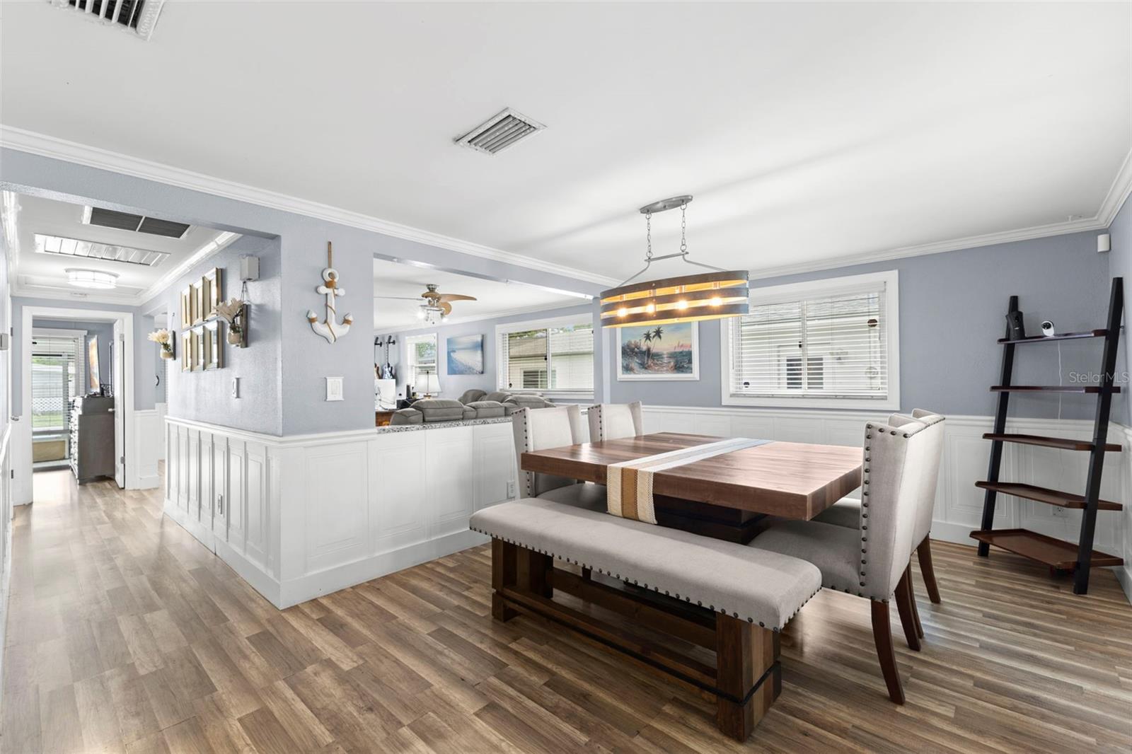 5210 6th, St Petersburg, FL 33705