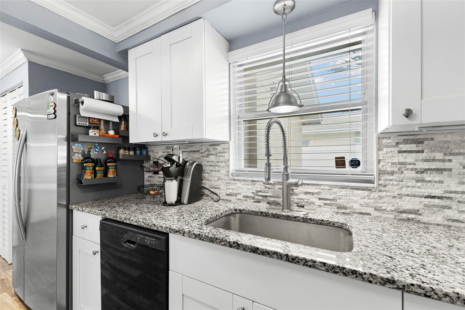 5210 6th, St Petersburg, FL 33705