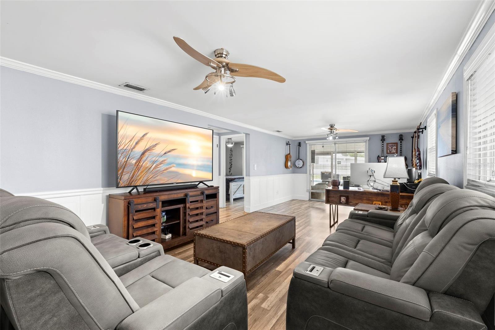 5210 6th, St Petersburg, FL 33705