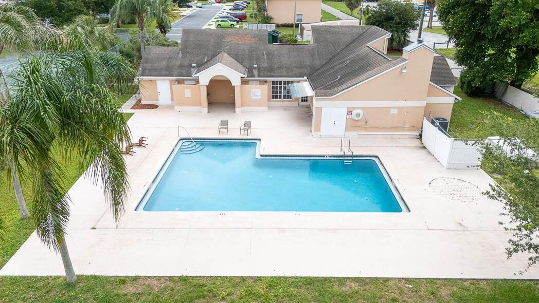 649 Captiva, Kissimmee, FL 34741