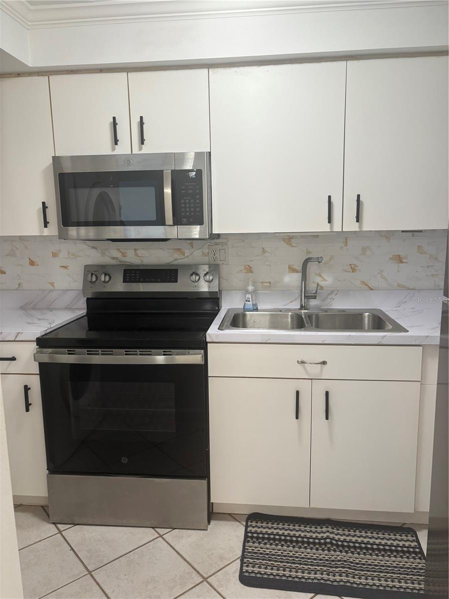 503 Albee Farm Unit B28, Venice, FL 34285