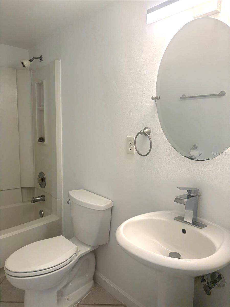 503 Albee Farm Unit B28, Venice, FL 34285