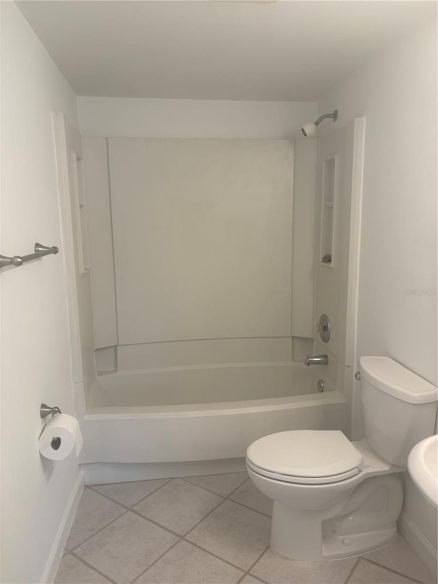 503 Albee Farm Unit B28, Venice, FL 34285