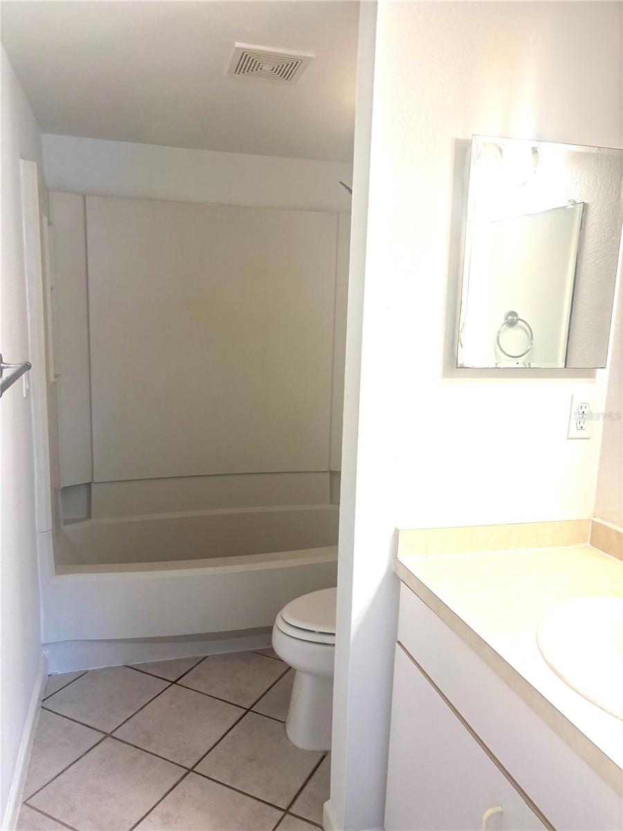 503 Albee Farm Unit B28, Venice, FL 34285