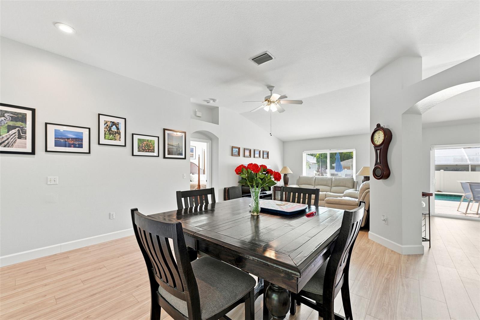 3720 Treeline, Valrico, FL 33596