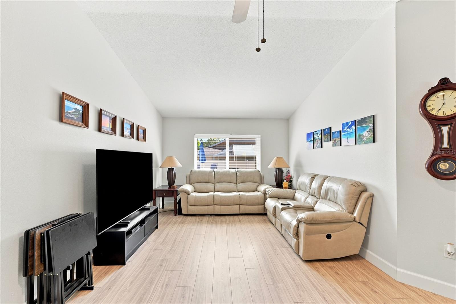 3720 Treeline, Valrico, FL 33596