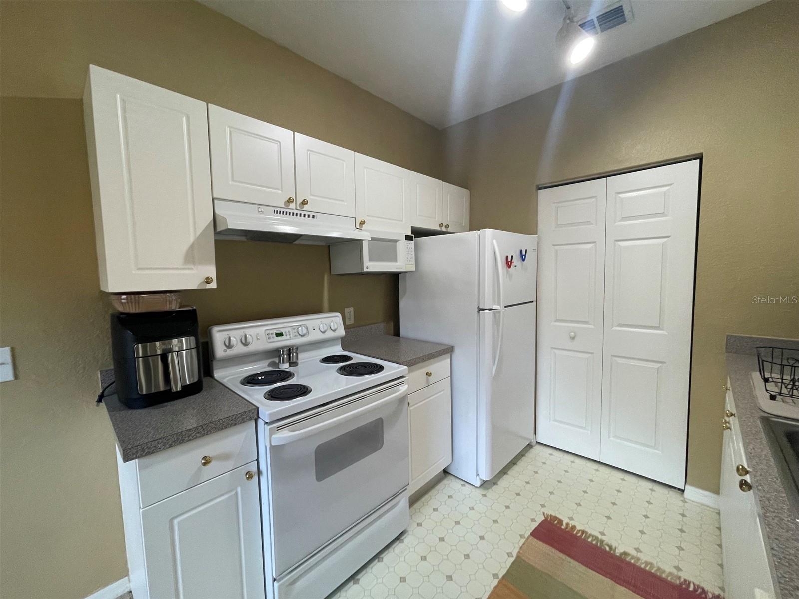 850 Grand Regency Unit 200, Altamonte Springs, FL 32714
