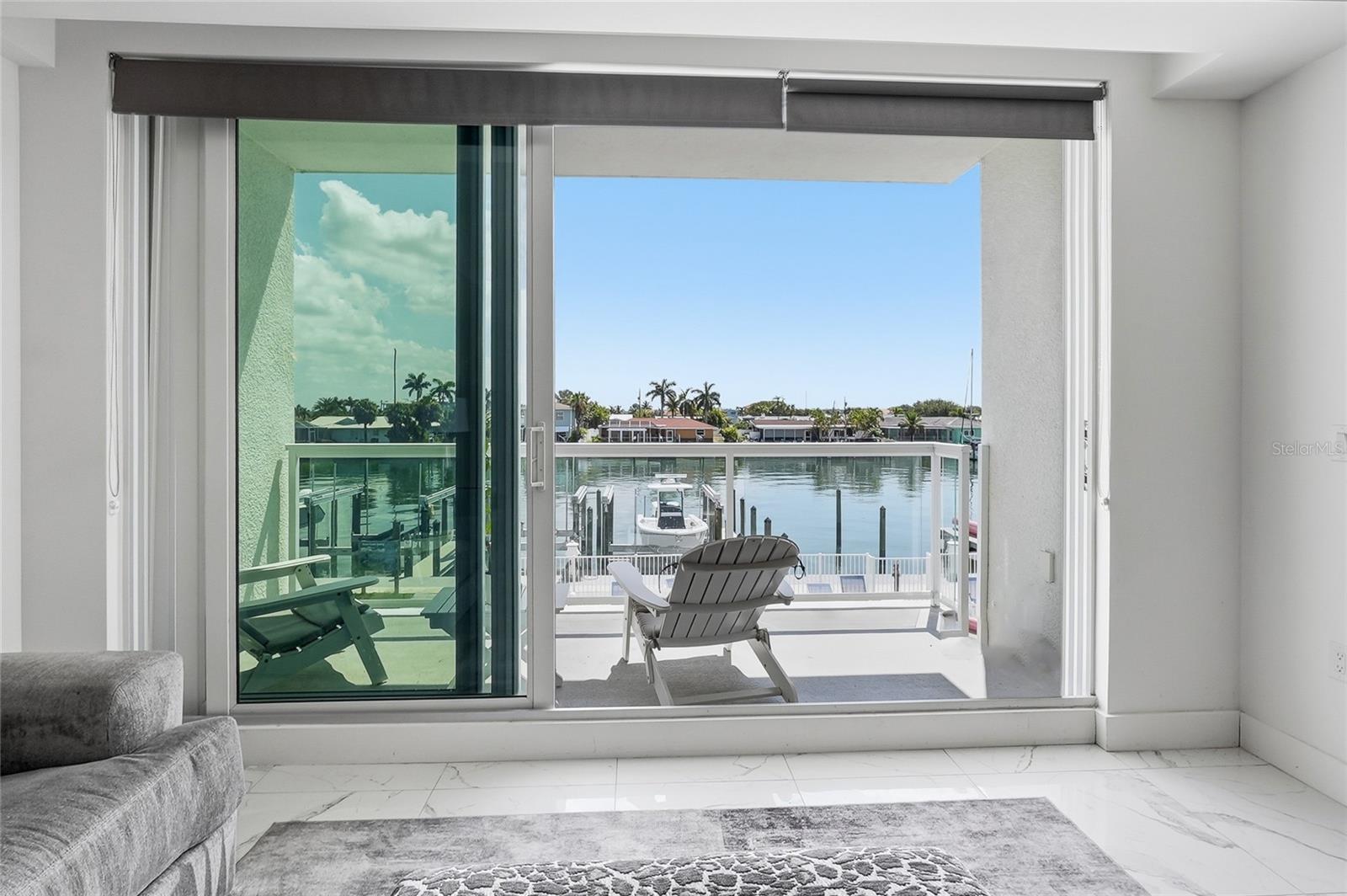 415 Island Way Unit 204, Clearwater, FL 33767