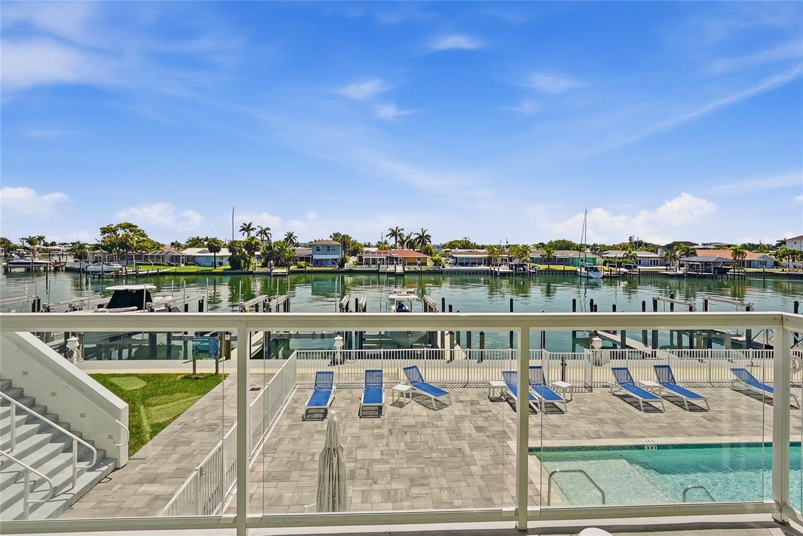 415 Island Way Unit 204, Clearwater, FL 33767