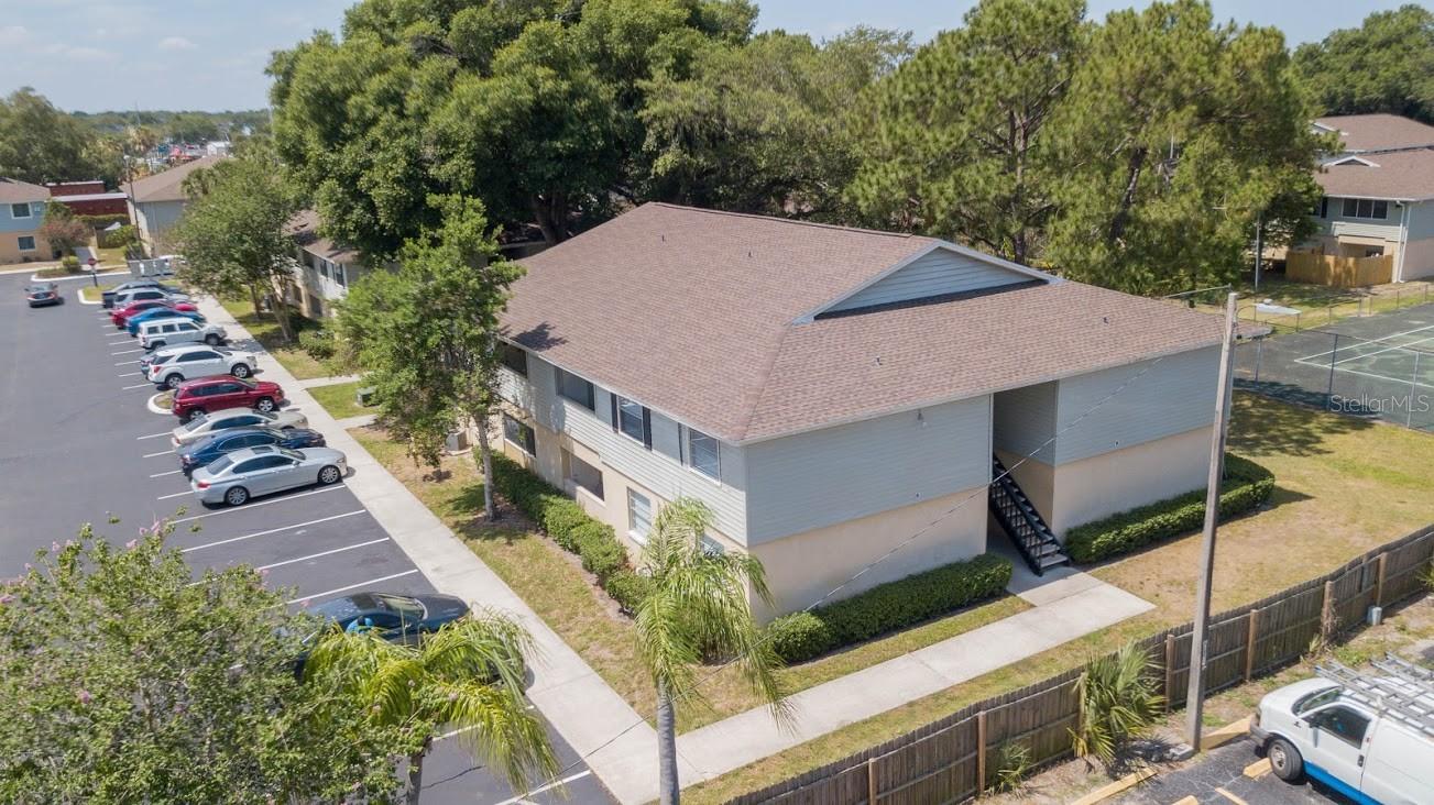 233 Thorn Tree, Brandon, FL 33510