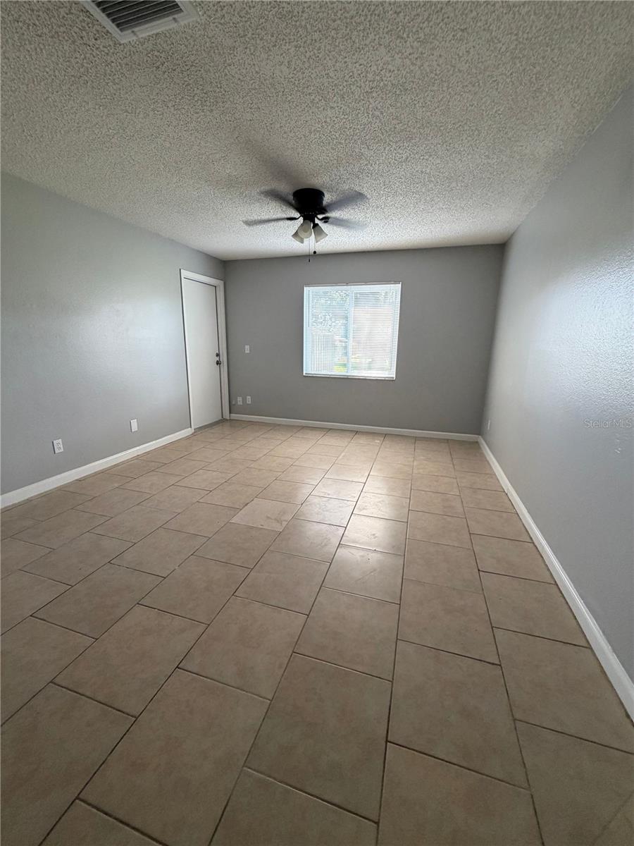 233 Thorn Tree, Brandon, FL 33510